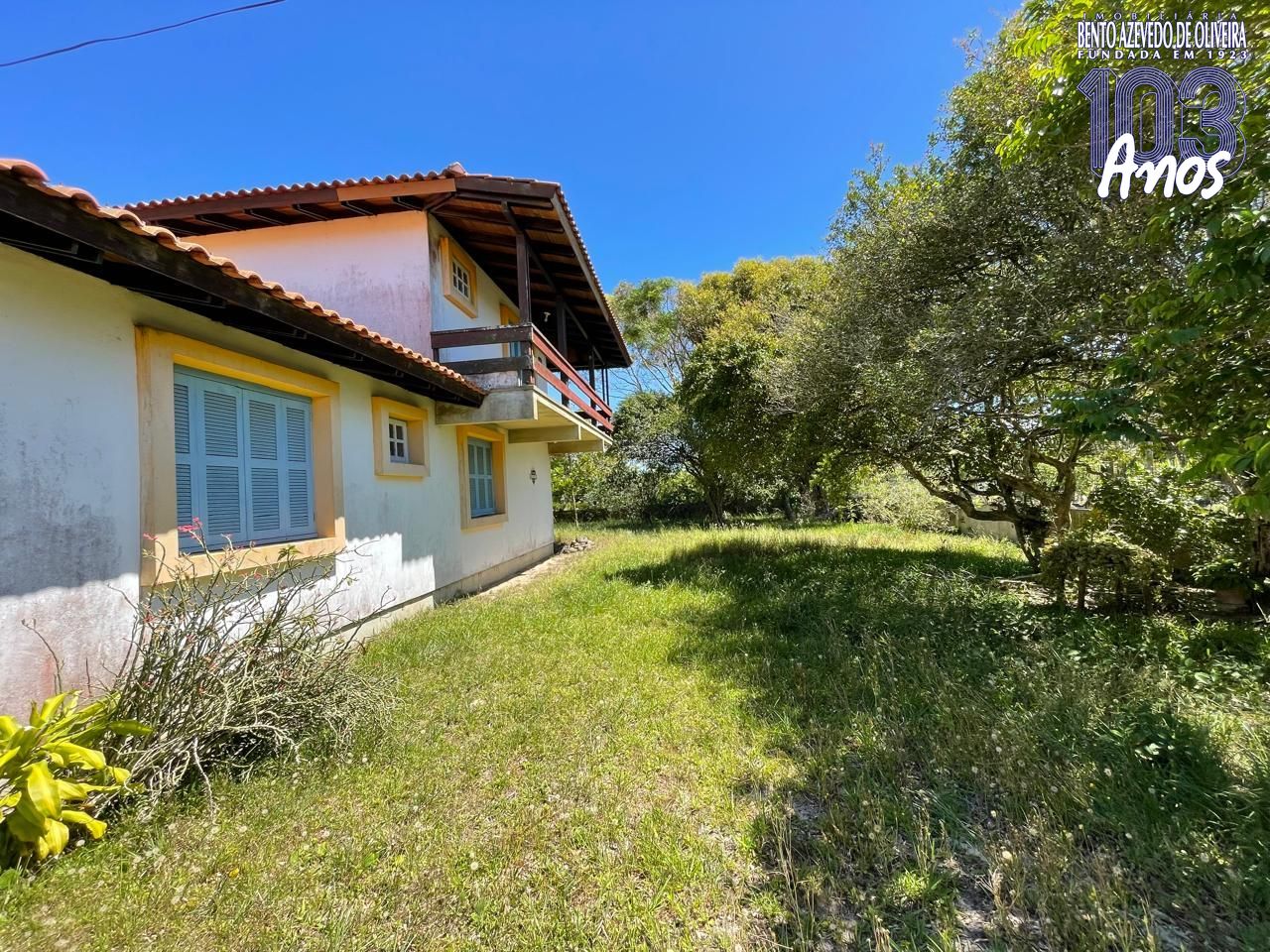 Casa, 4 quartos, 242 m² - Foto 1