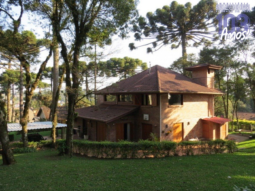 Casa, 3 quartos, 236 m² - Foto 1
