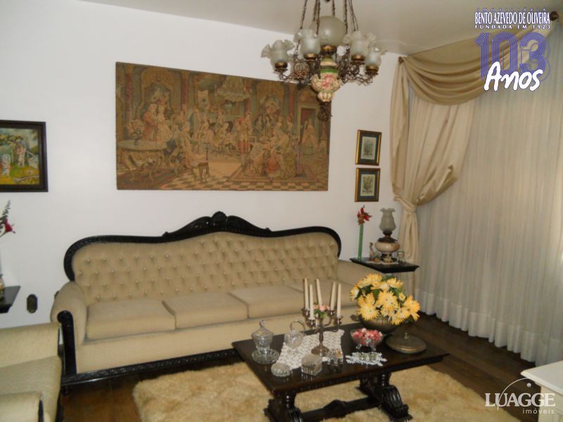 Casa, 3 quartos, 283 m² - Foto 1