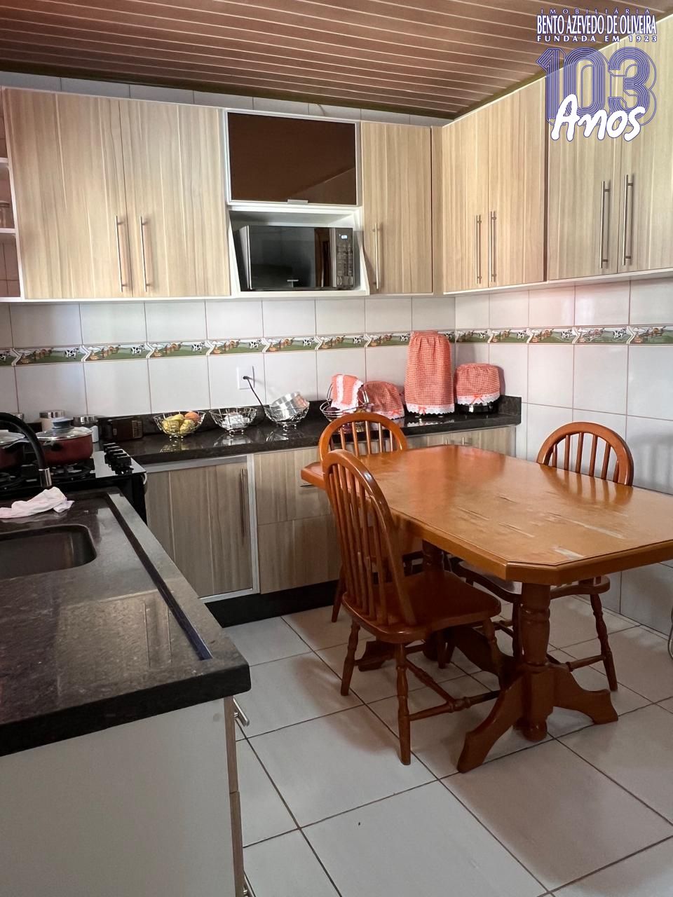 Casa, 4 quartos, 250 m² - Foto 8