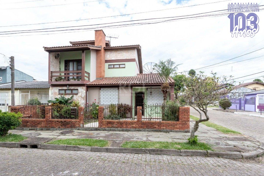 Casa, 3 quartos, 200 m² - Foto 1