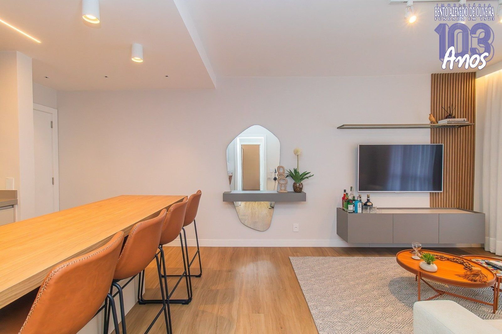 Apartamento, 2 quartos, 100 m² - Foto 1