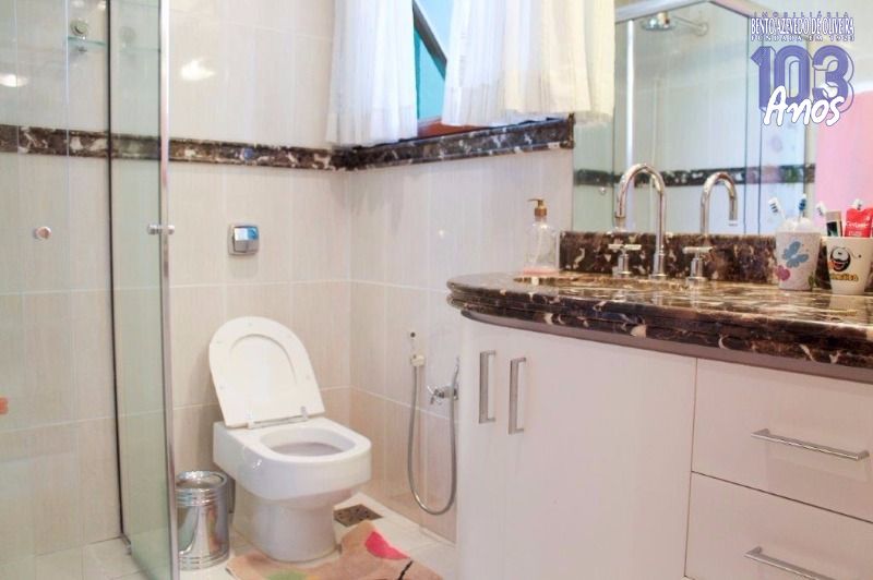 Casa, 3 quartos, 350 m² - Foto 29
