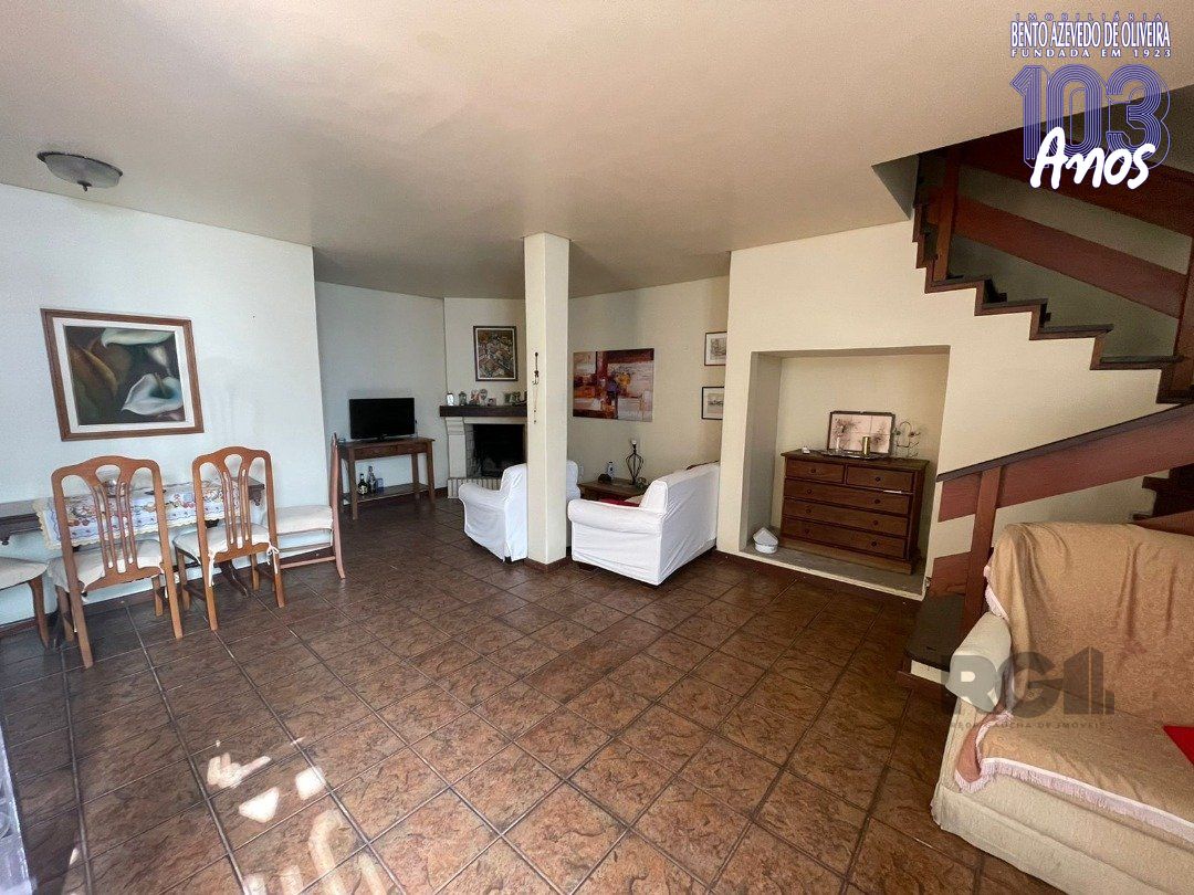 Casa, 3 quartos, 300 m² - Foto 1