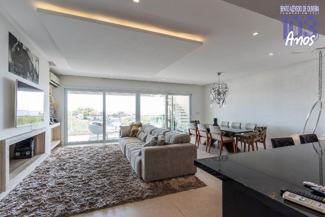 Cobertura, 3 quartos, 319 m² - Foto 1