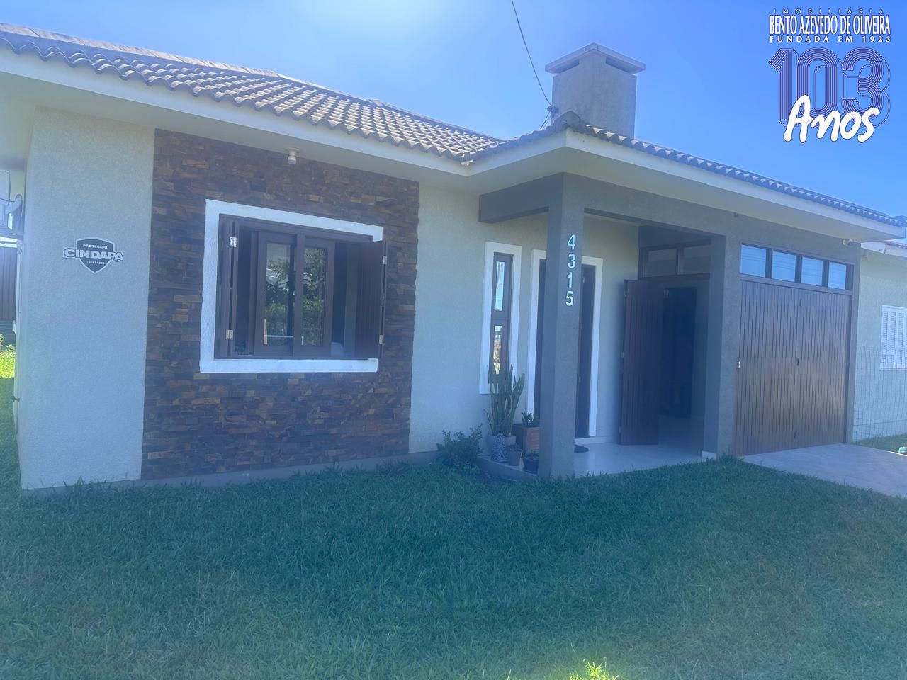 Casa, 3 quartos, 94 m² - Foto 1