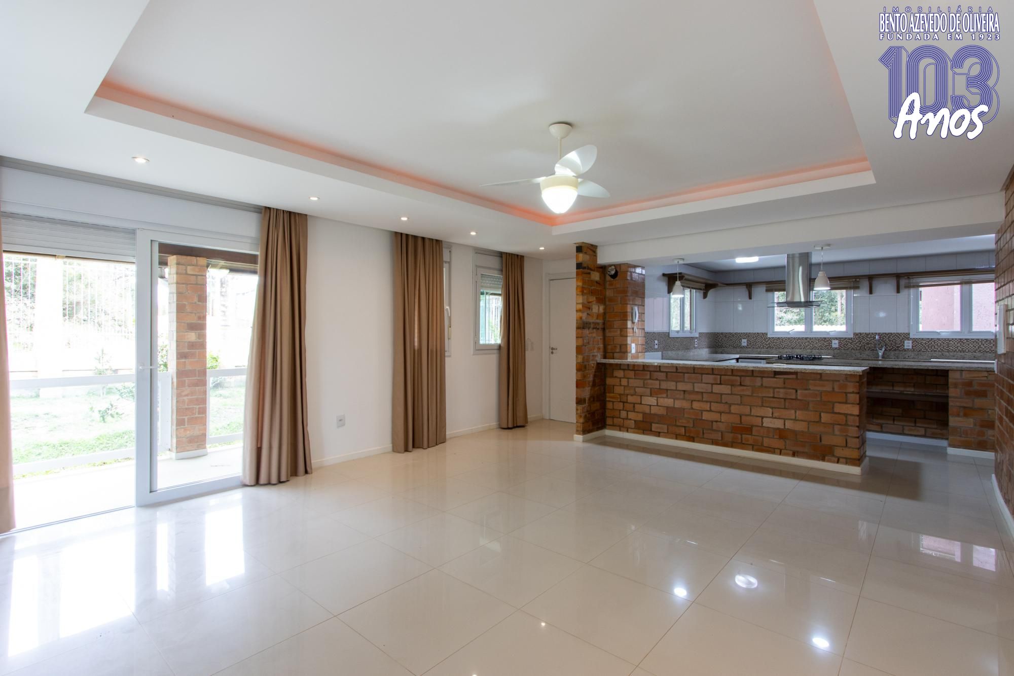 Casa, 3 quartos, 308 m² - Foto 1