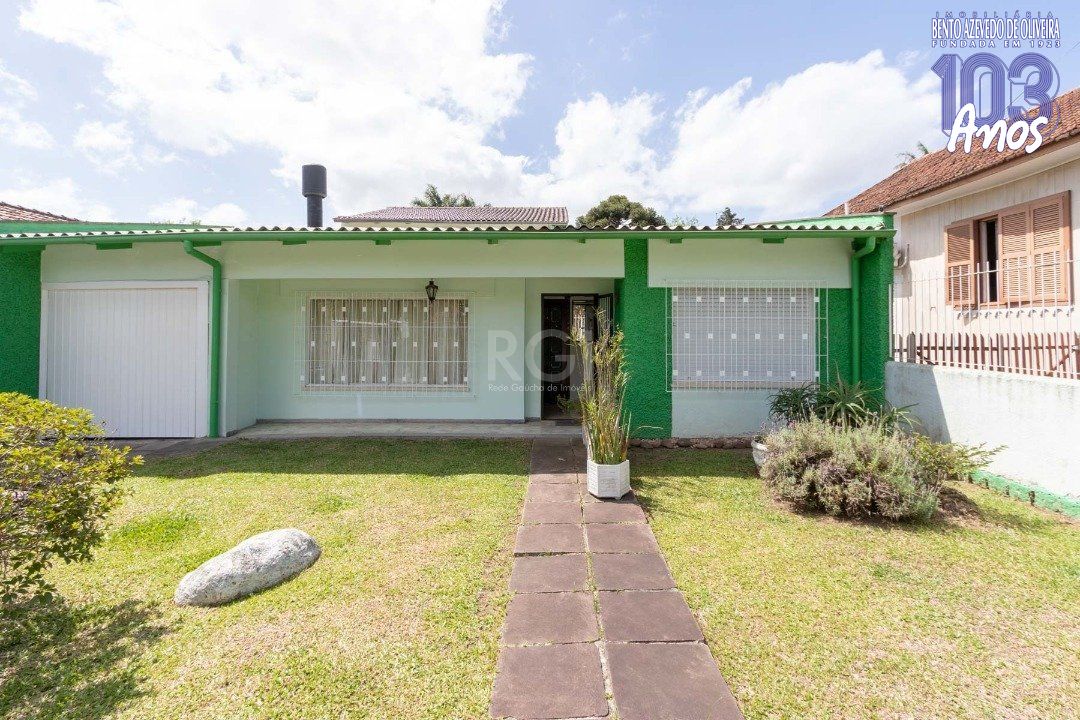 Casa, 4 quartos, 182 m² - Foto 1