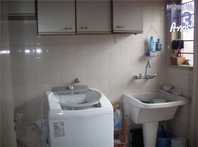 Casa, 4 quartos, 238 m² - Foto 2
