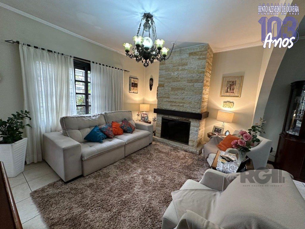 Casa, 3 quartos, 260 m² - Foto 1