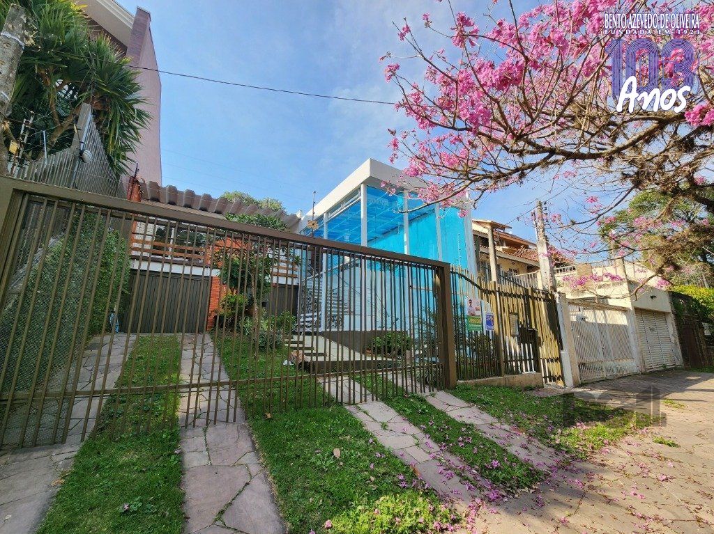 Casa, 3 quartos, 255 m² - Foto 1