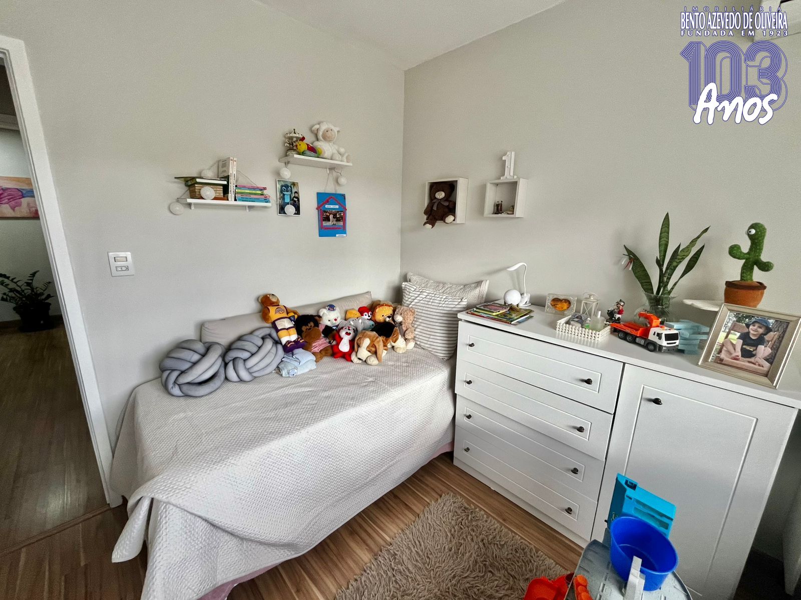 Dorm solteiro
