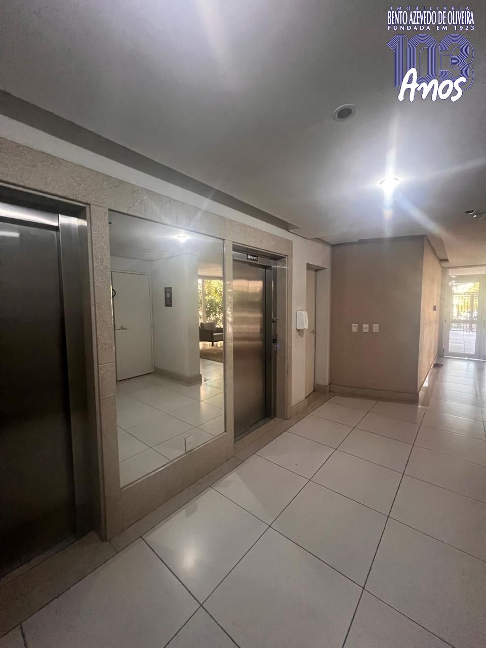 Elevadores-Social-Serviço.
