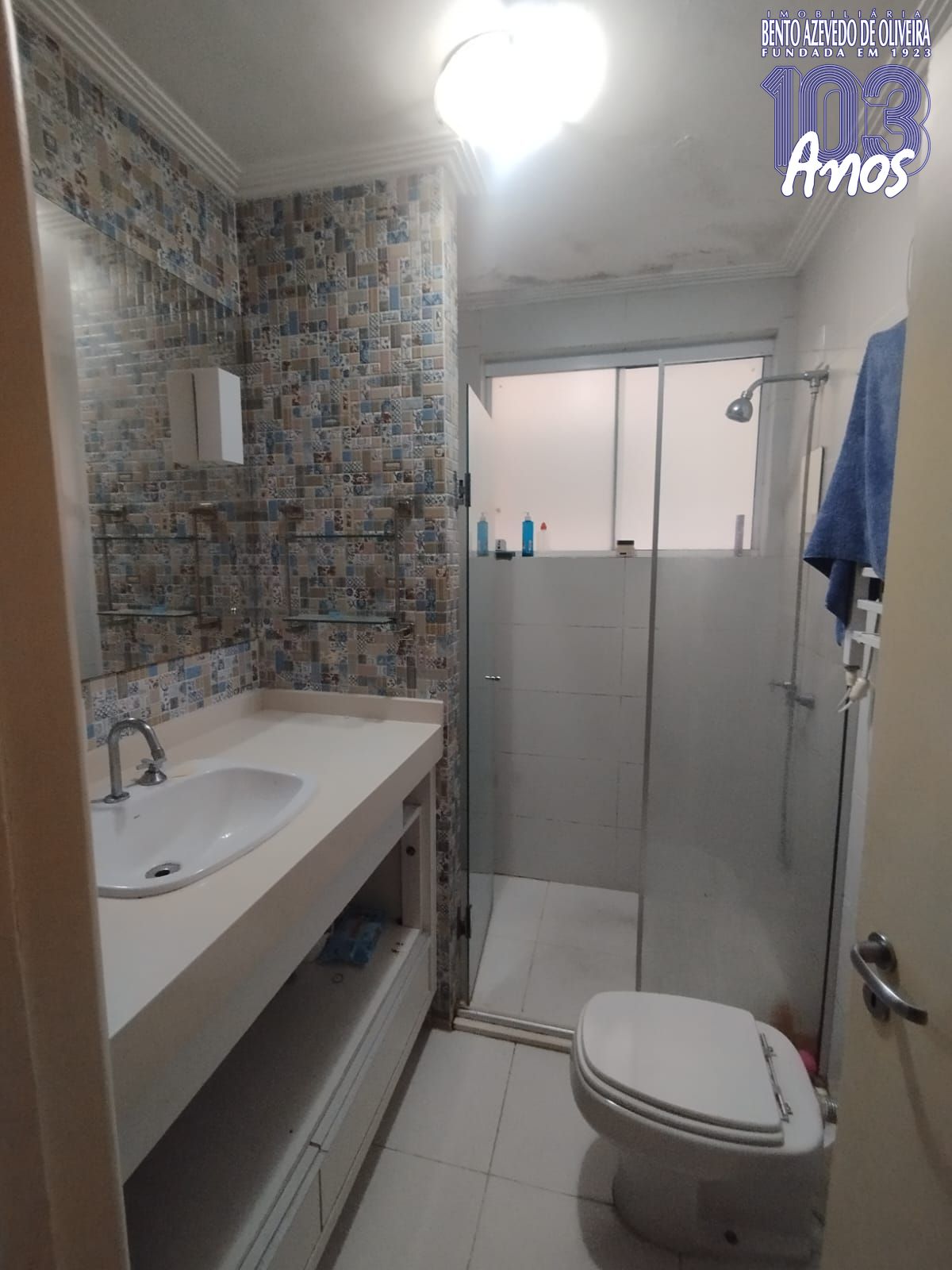 apartamento-banheiro-box