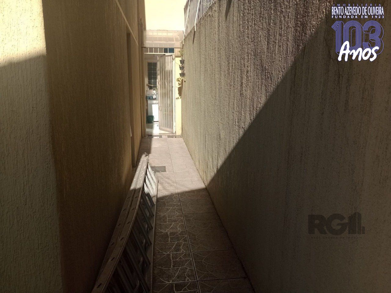 Corredor.jpg+2025-04-10