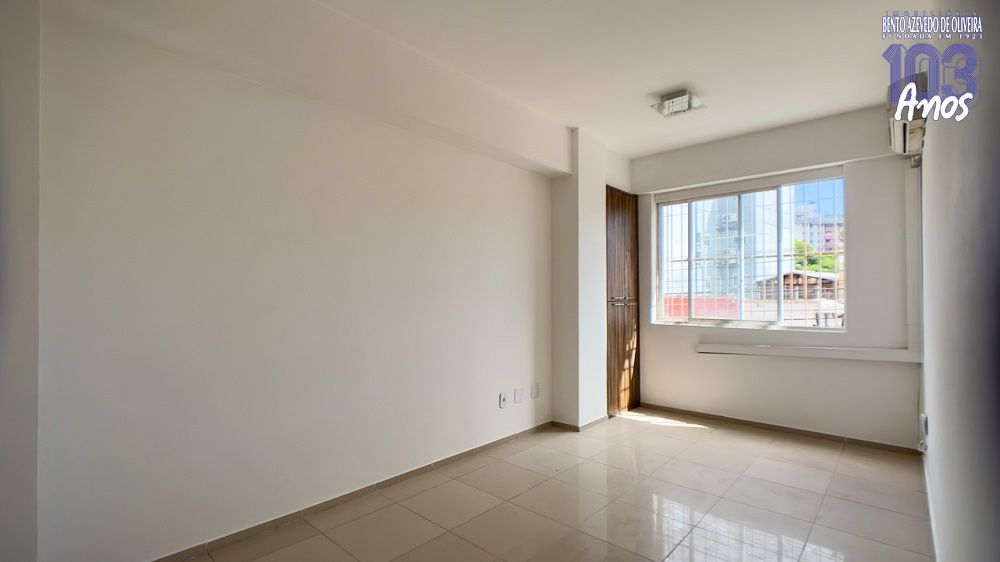 SALA-COM-SACADA
