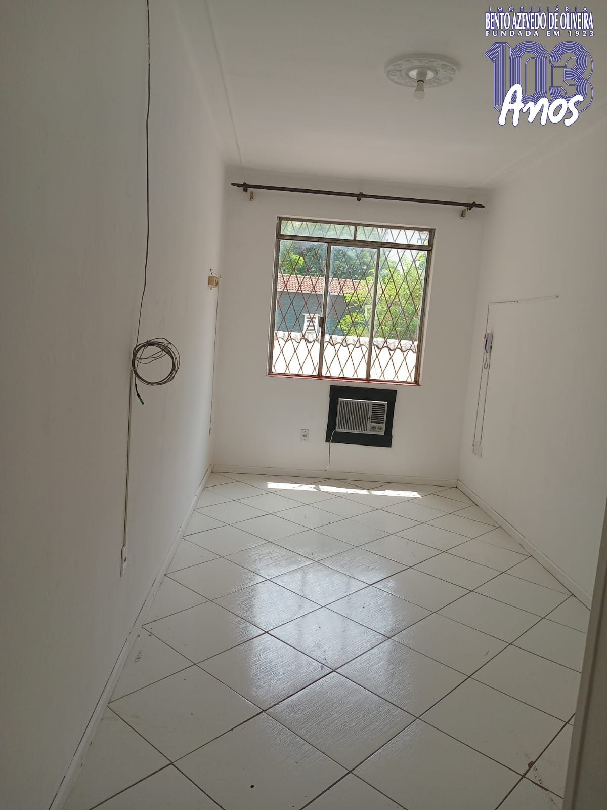 QUARTO-DE-CASAL-COM-AR-CONDICIONADO