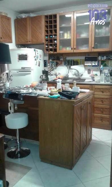 COZINHA-COM-BANCADA-FUNCIONAL