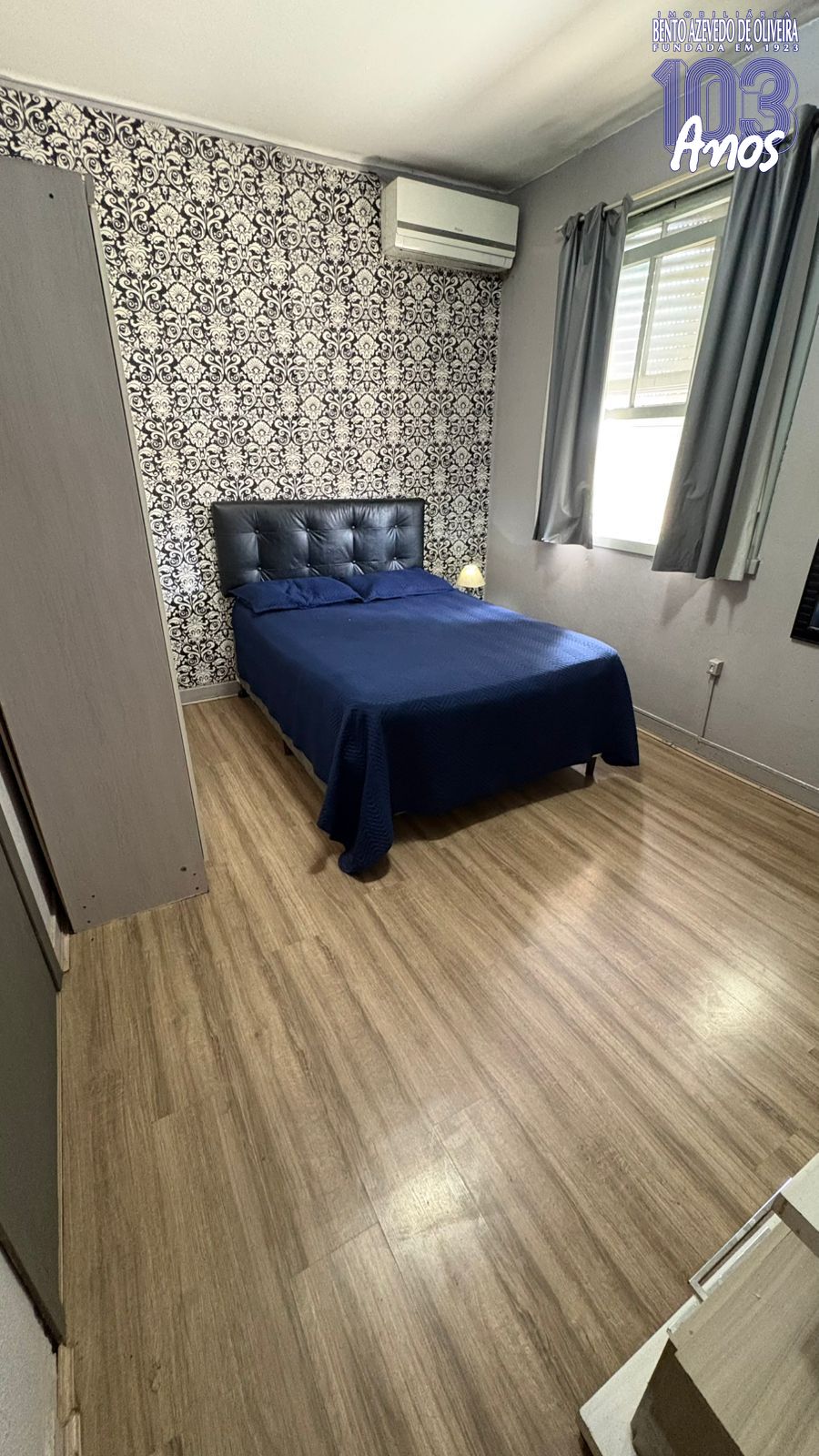 QUARTO-MOBILIADO
