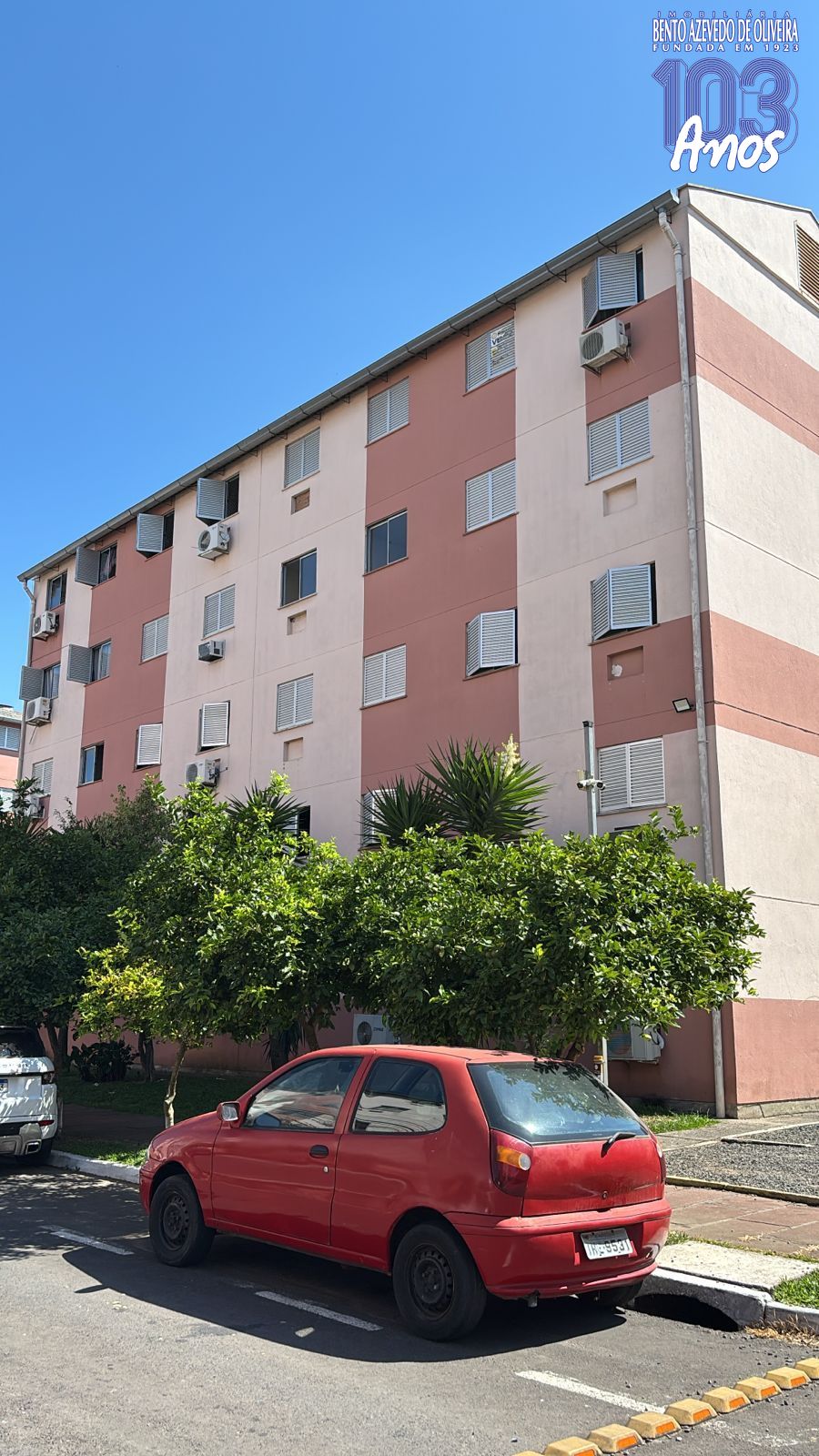 PRÉDIO-RESIDENCIAL