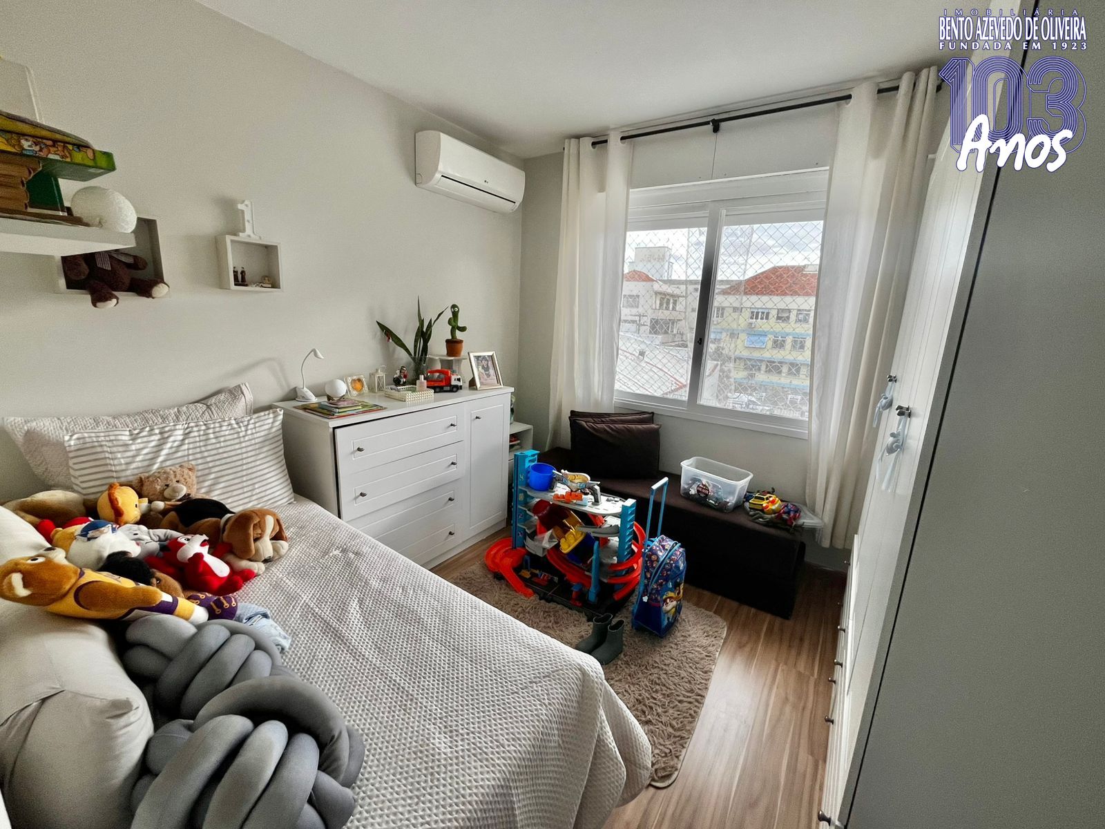 Dorm solteiro