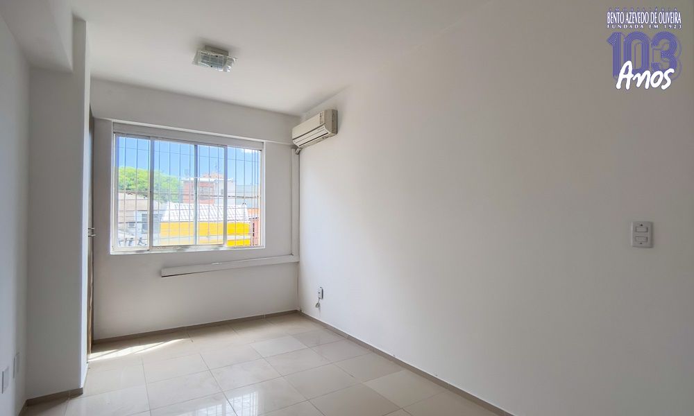 LIVING-COM-AR-CONDICIONADO