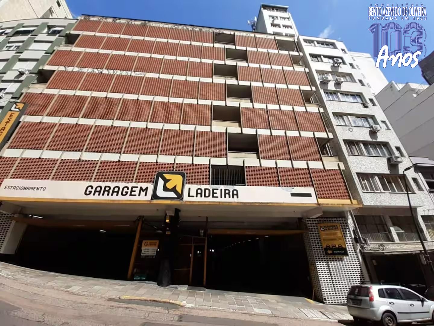 Fachada-Estacionamento.