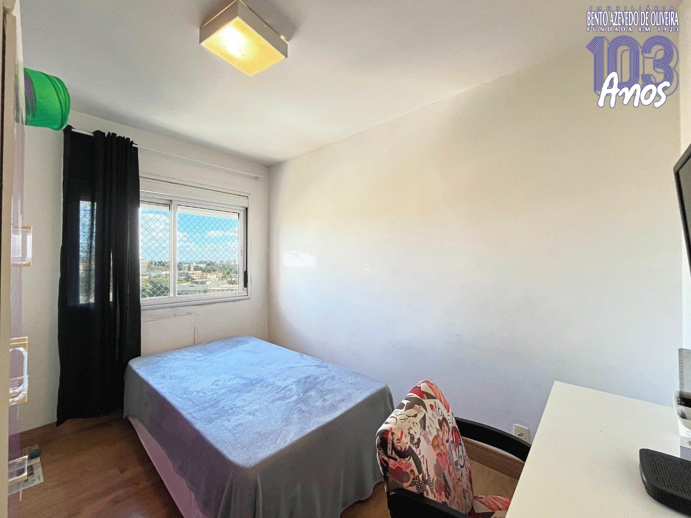 QUARTO-COM-ARMARIOS