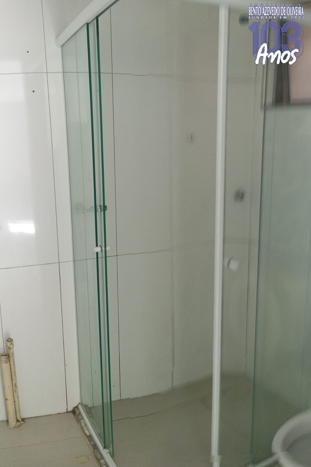 BOX-DE-VIDRO-DO-BANHEIRO