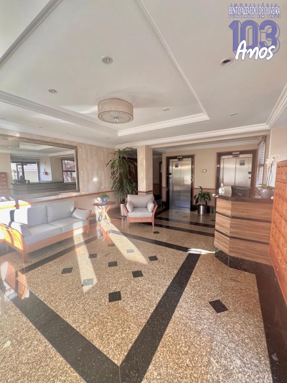Hall Entrada.