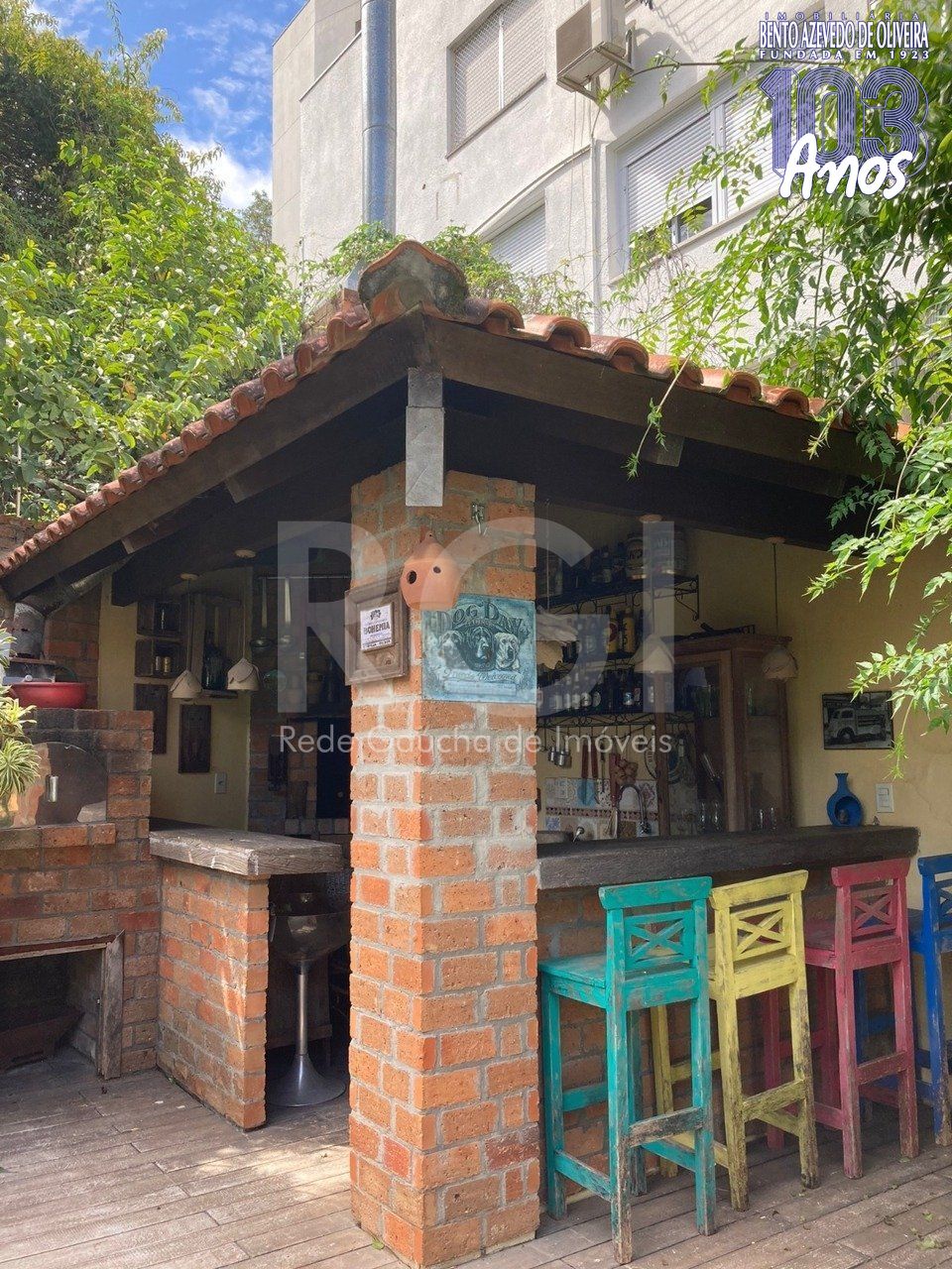 QUIOSQUE-COM-CHURRASQUEIRA