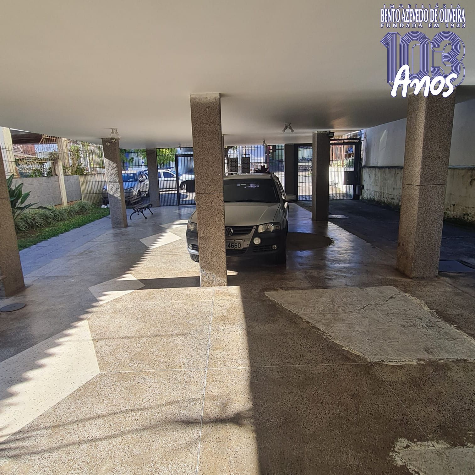 ÁREA COBERTA CONDOMINIAL