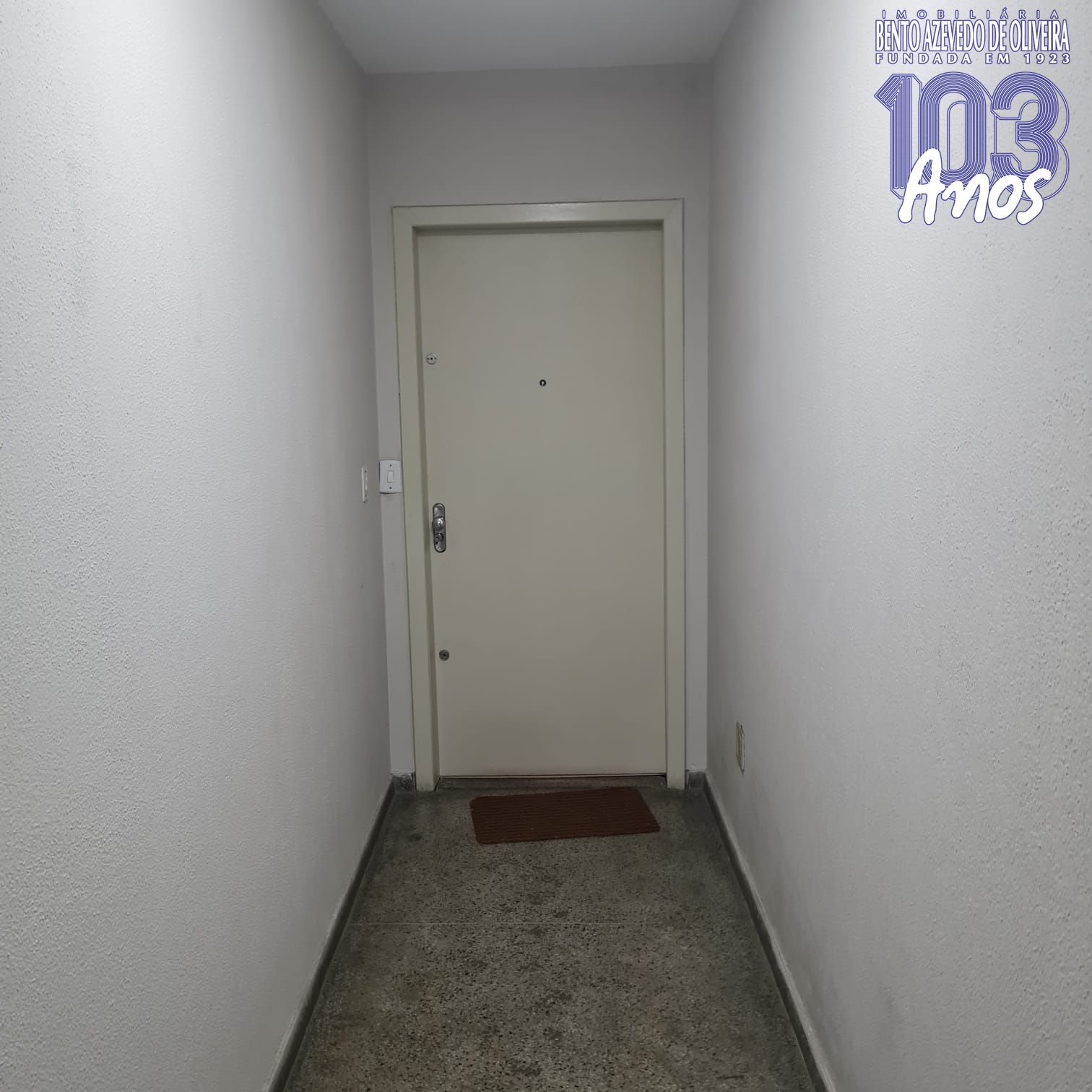 PORTA ENTRADA APTO