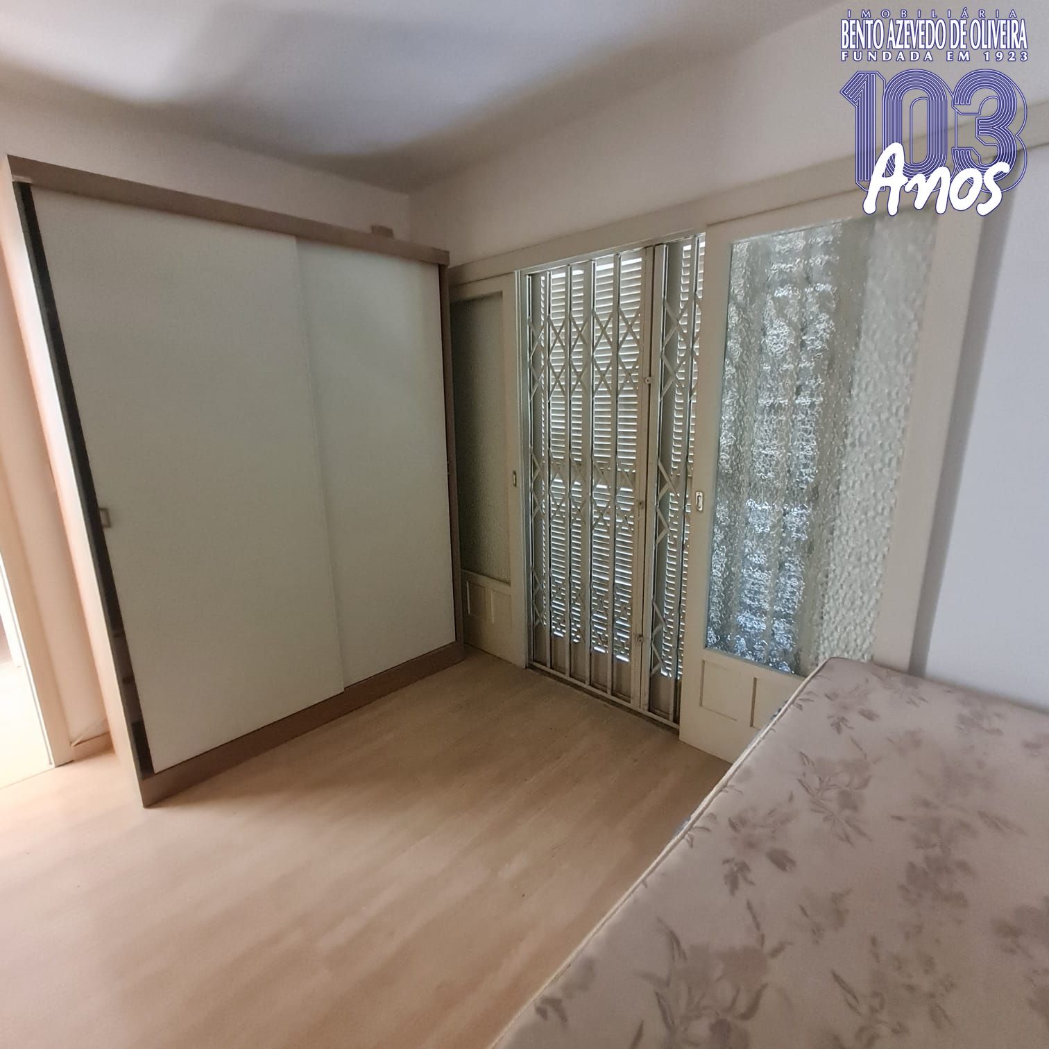 QUARTO SOLTEIRO