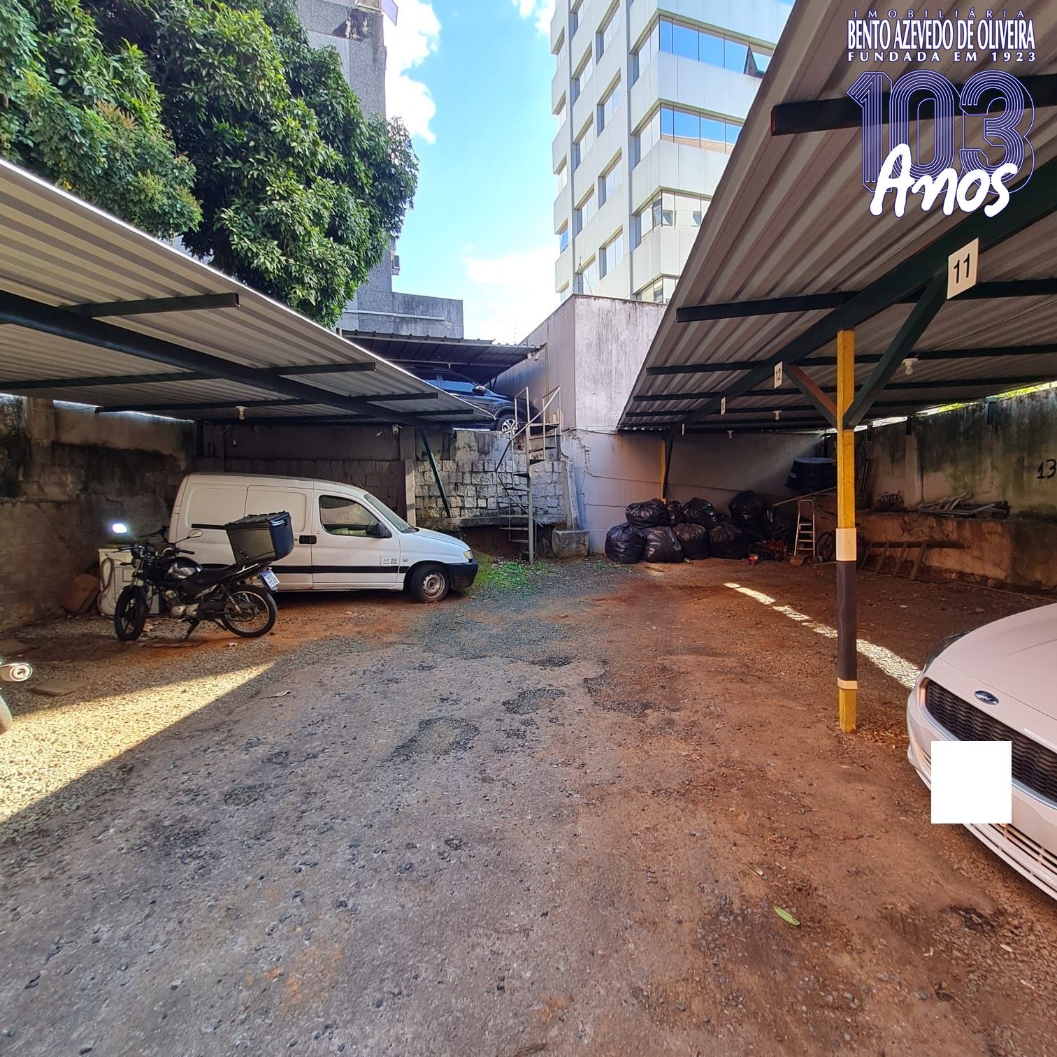 Loteamento e Condomínio, 661 m² - Foto 4