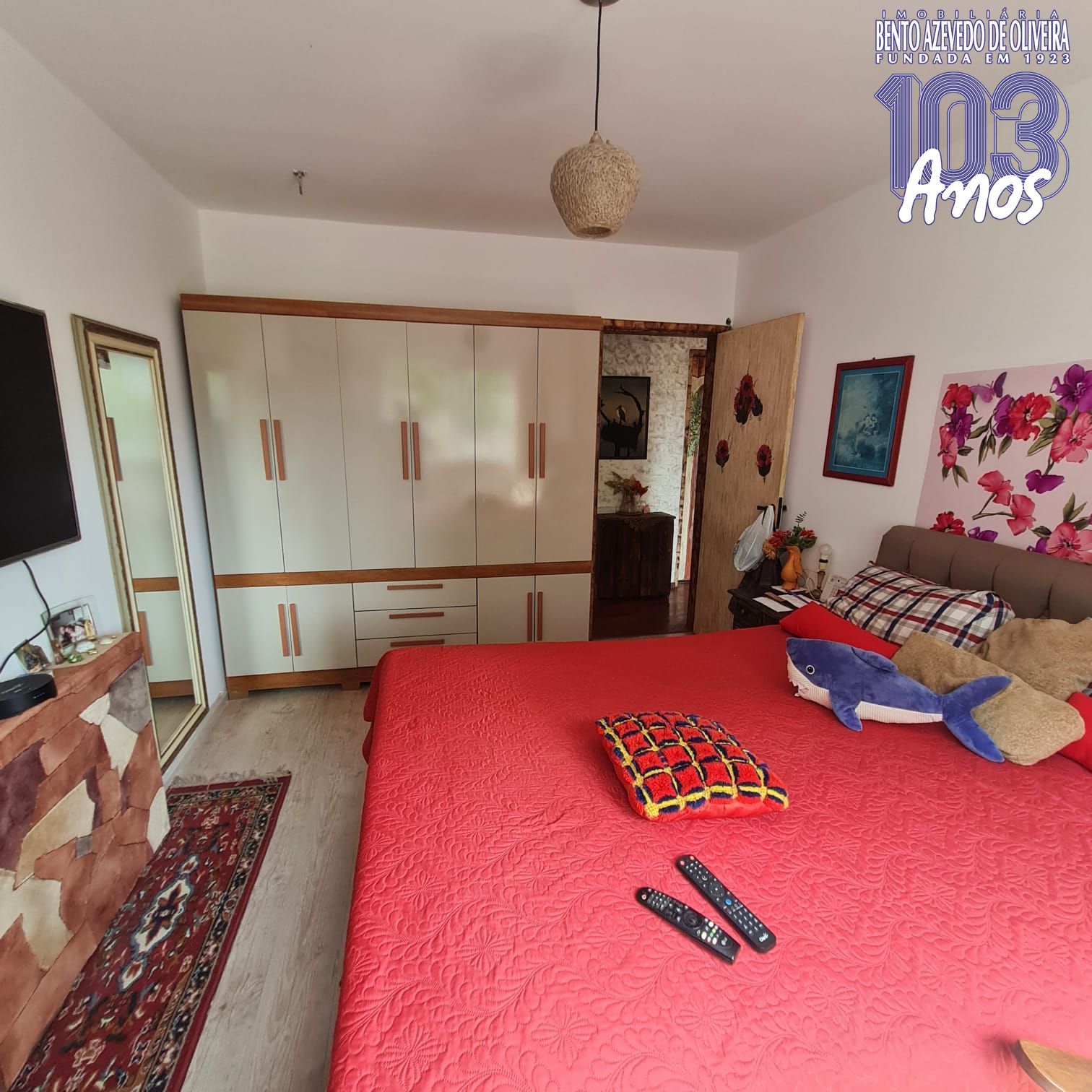 QUARTO CASAL