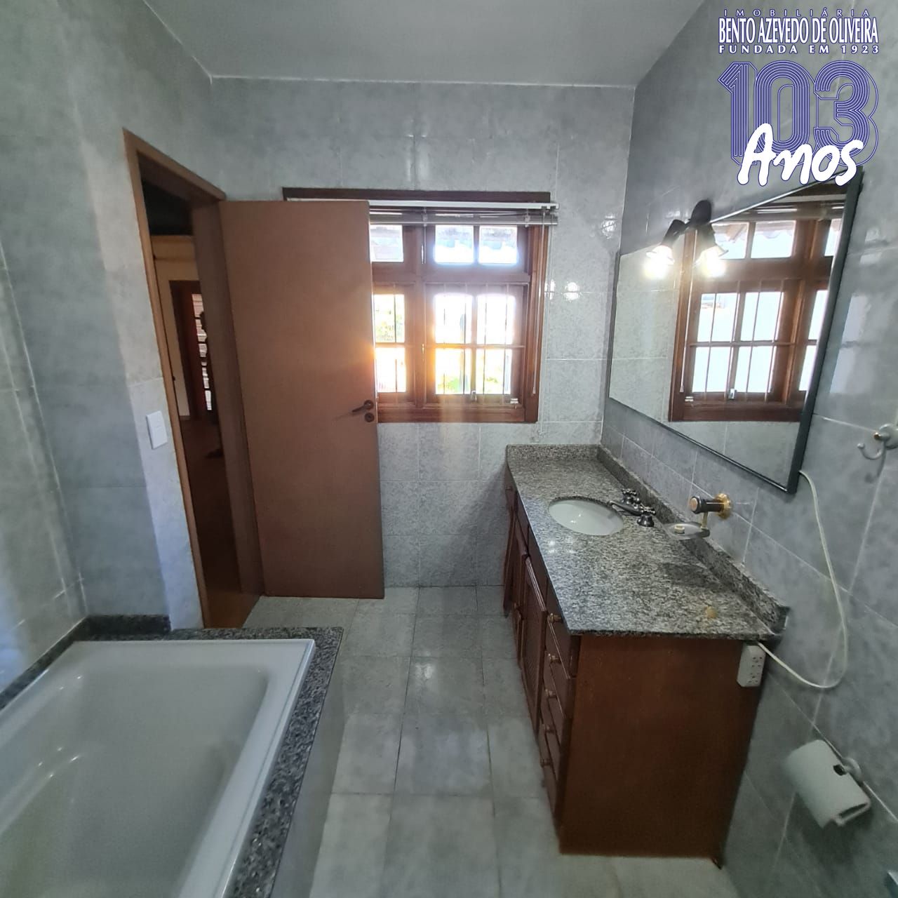 Casa, 4 quartos, 324 m² - Foto 29
