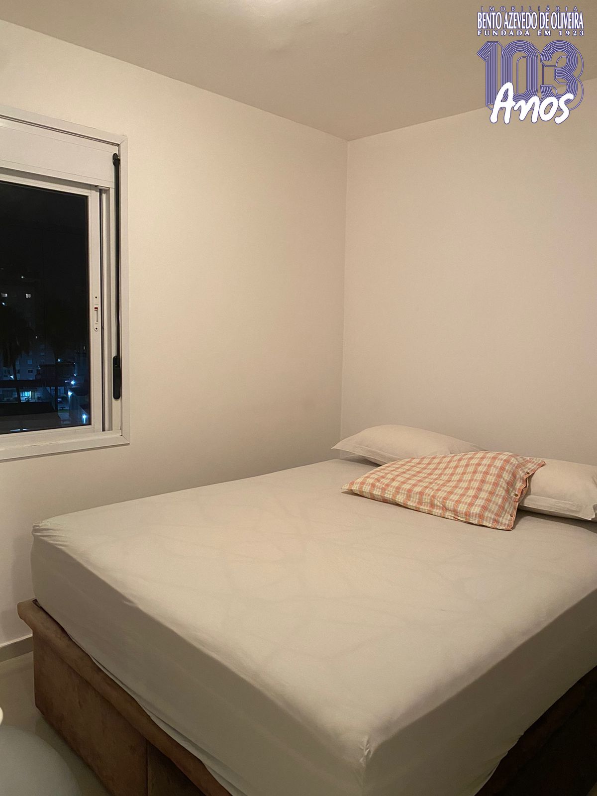 quarto casal