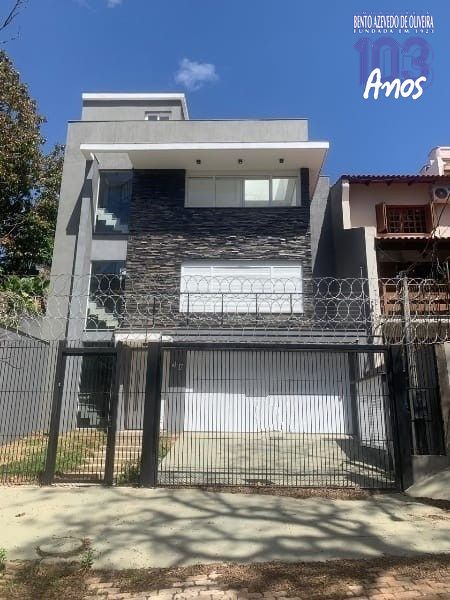 Casa, 3 quartos, 294 m² - Foto 1