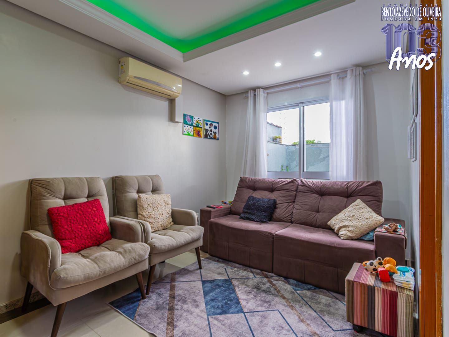 Casa, 3 quartos, 182 m² - Foto 2
