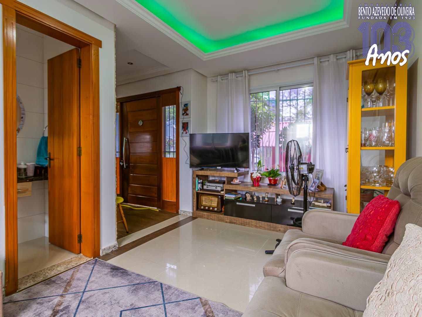 Casa, 3 quartos, 182 m² - Foto 1