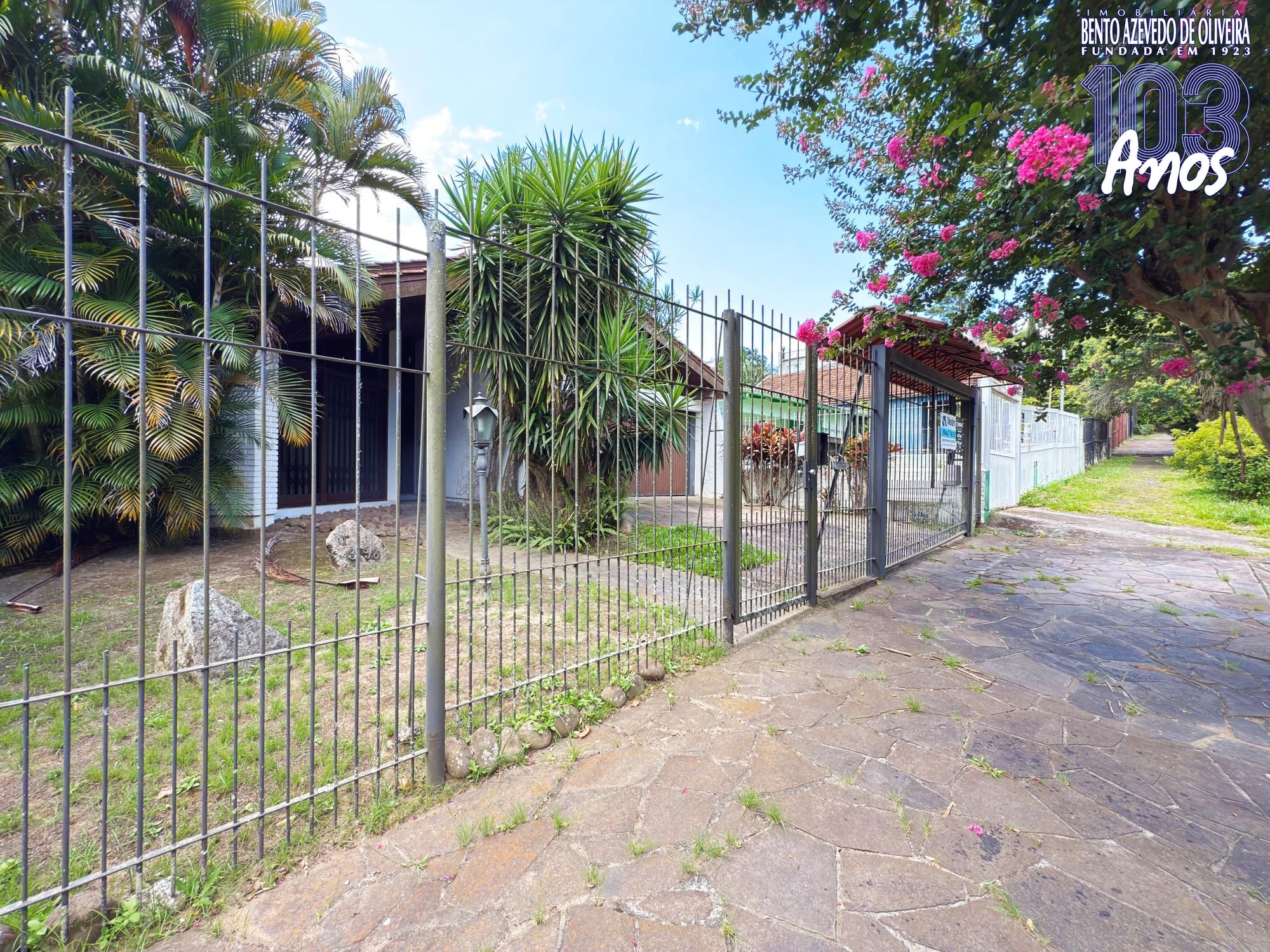 Casa, 3 quartos, 252 m² - Foto 56
