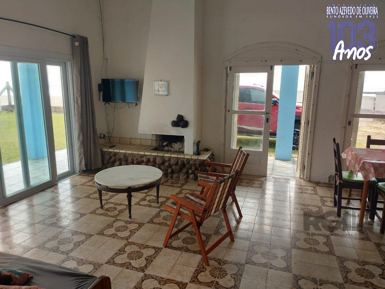 Casa, 5 quartos, 250 m² - Foto 1