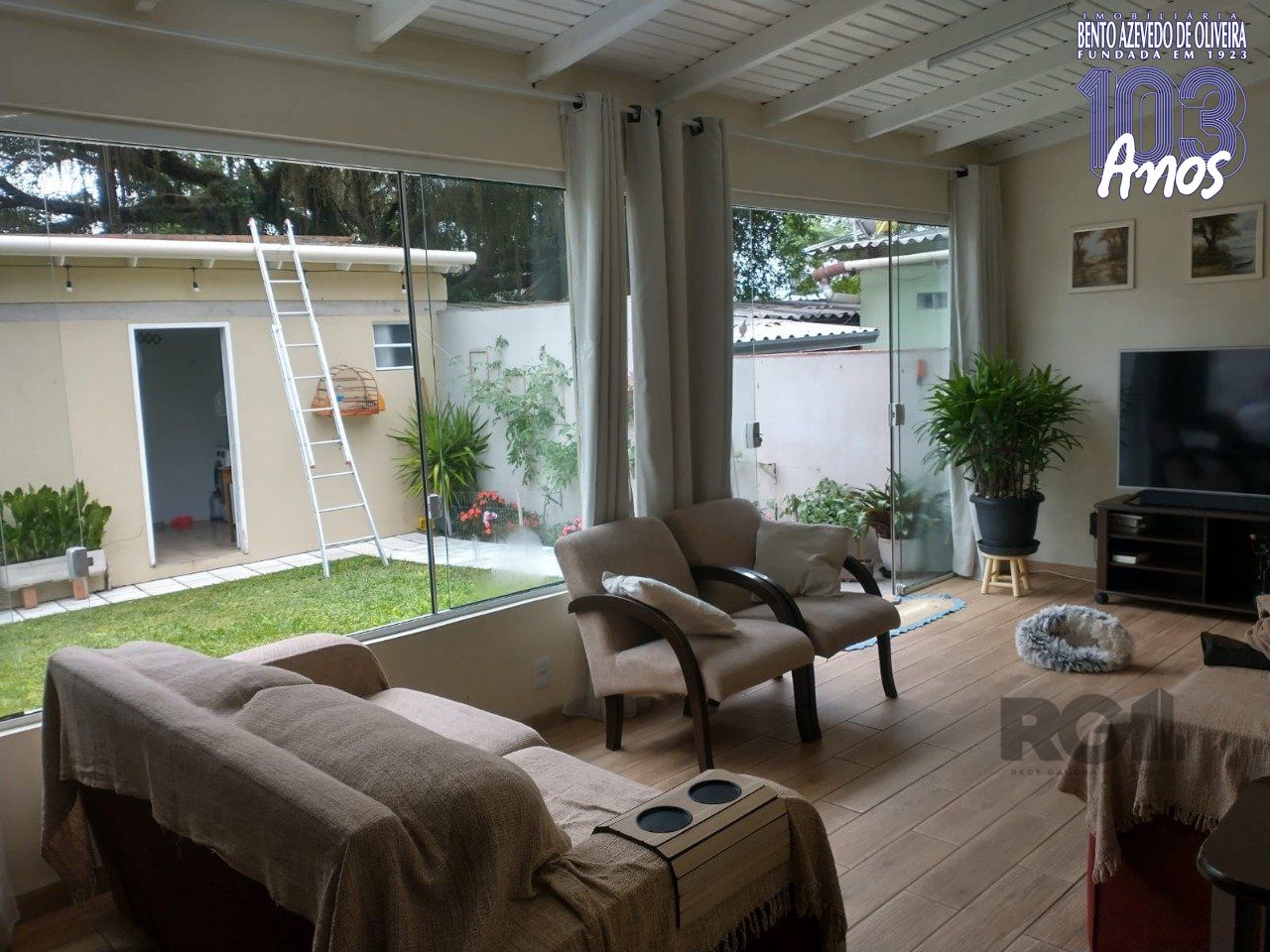 Casa, 2 quartos, 155 m² - Foto 1