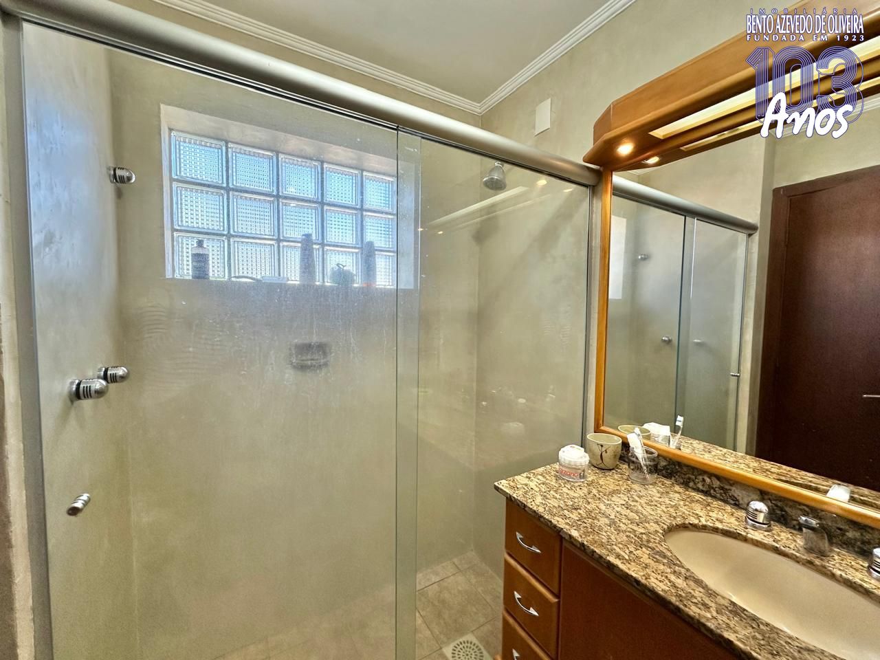 primeiro andar suite 1