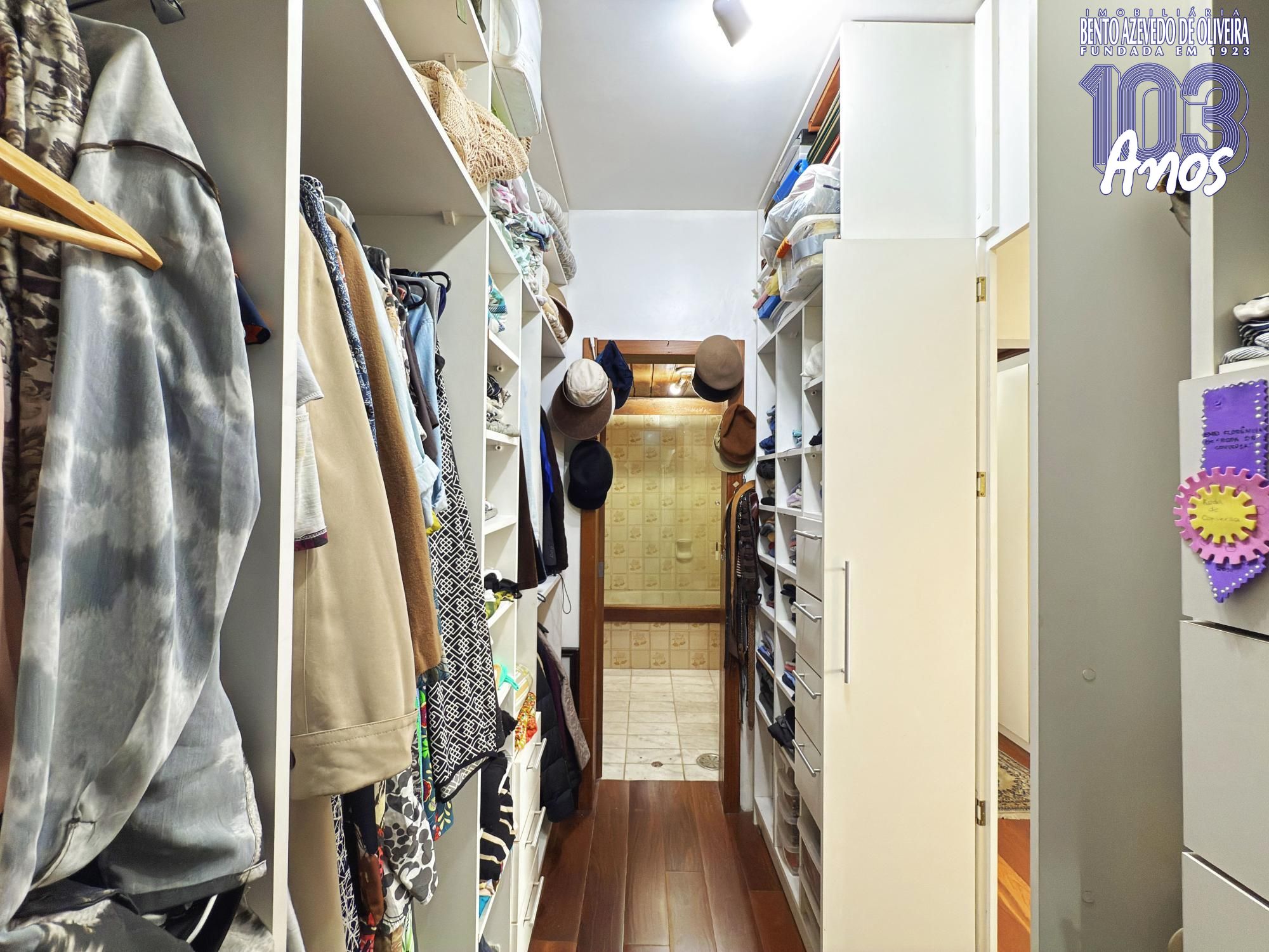 Closet Casal