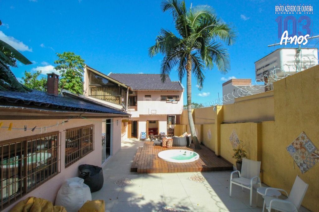 Casa, 4 quartos, 350 m² - Foto 1