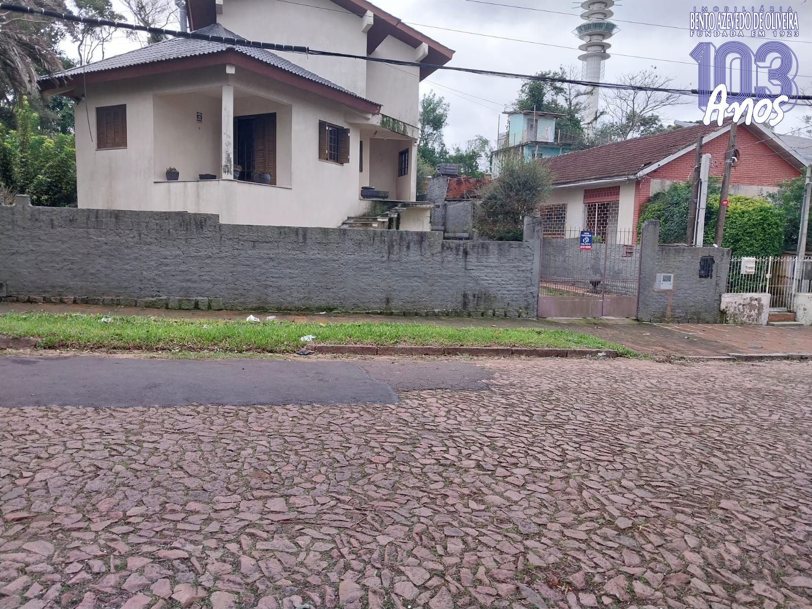 Casa, 5 quartos, 304 m² - Foto 1