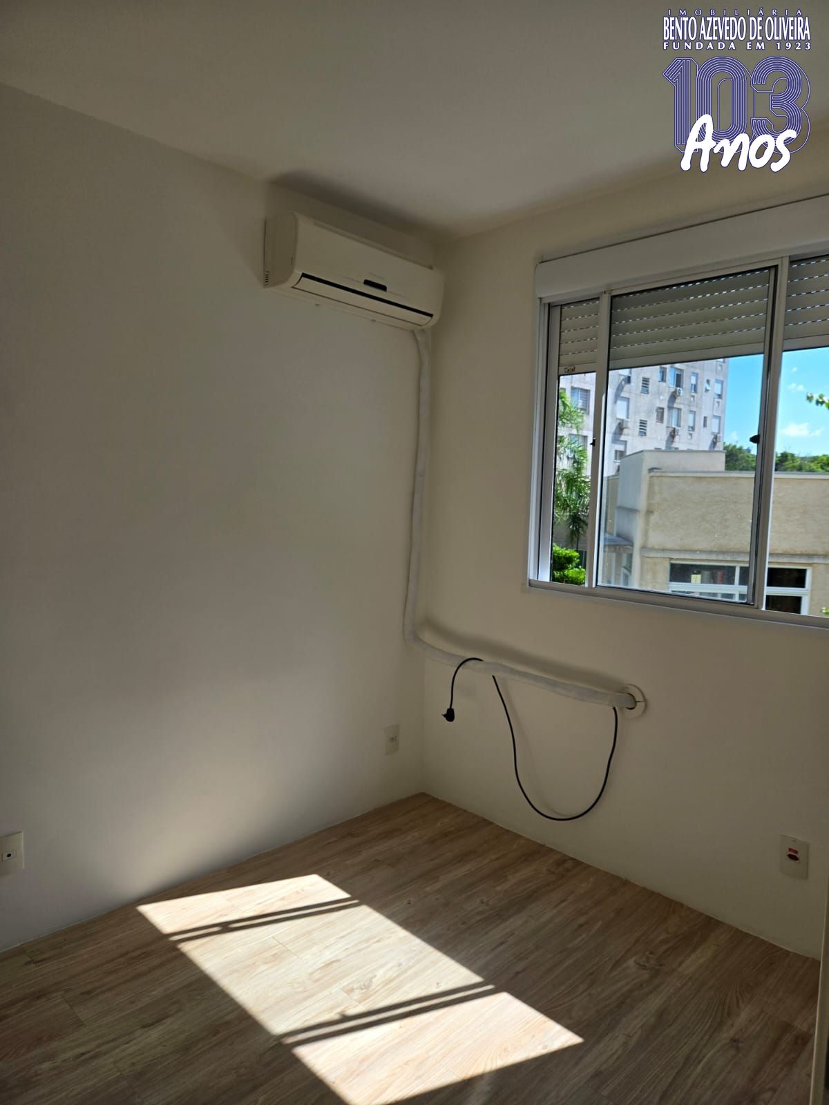 QUARTO CASAL