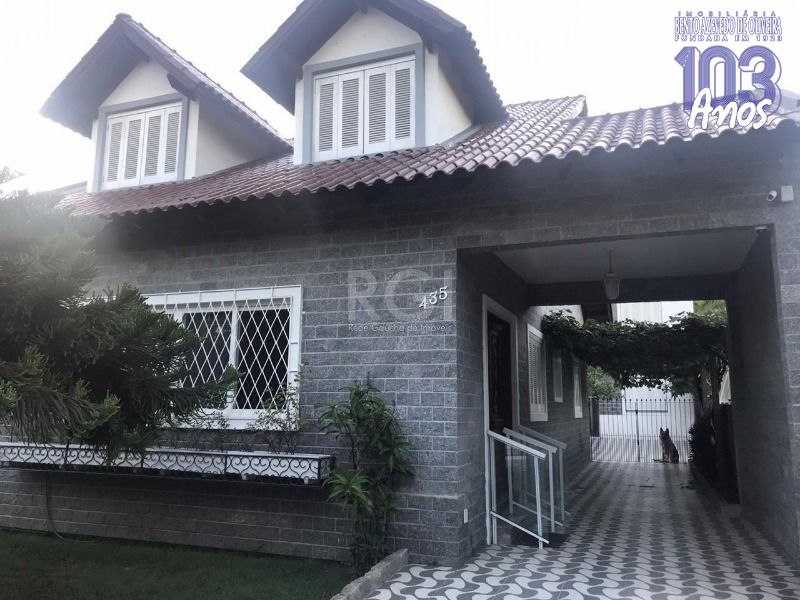 Casa, 3 quartos, 242 m² - Foto 1
